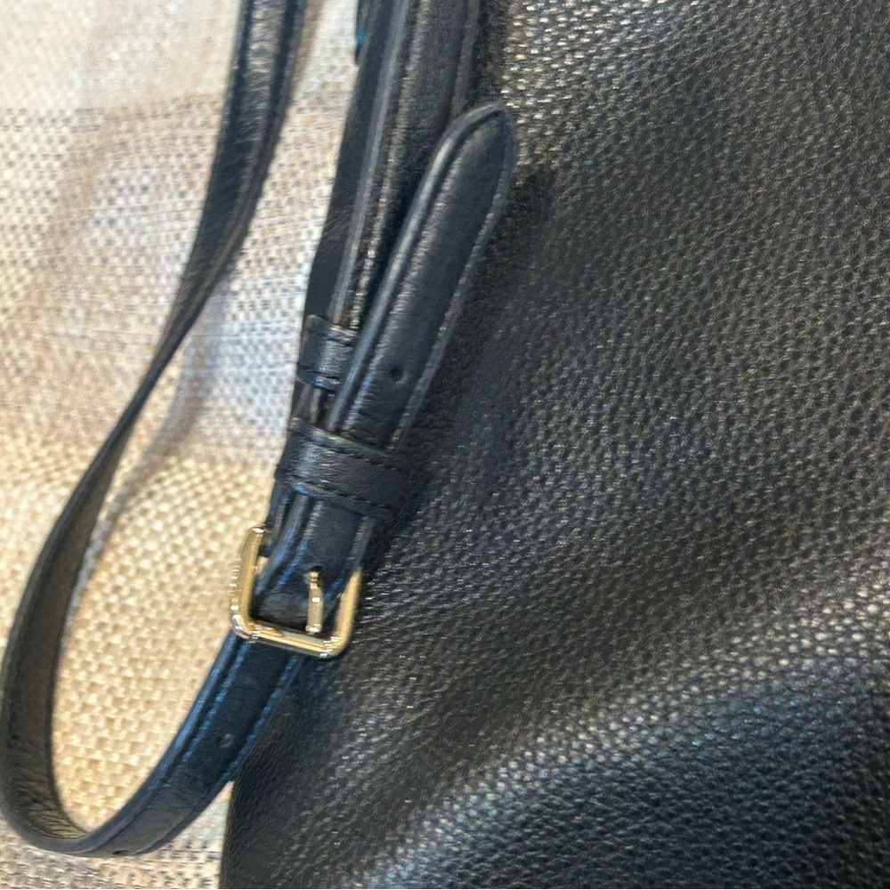 Coach Black Leather Kitt Pebbled Messenger Crossbody or Shoulder - Picture 5 of 6